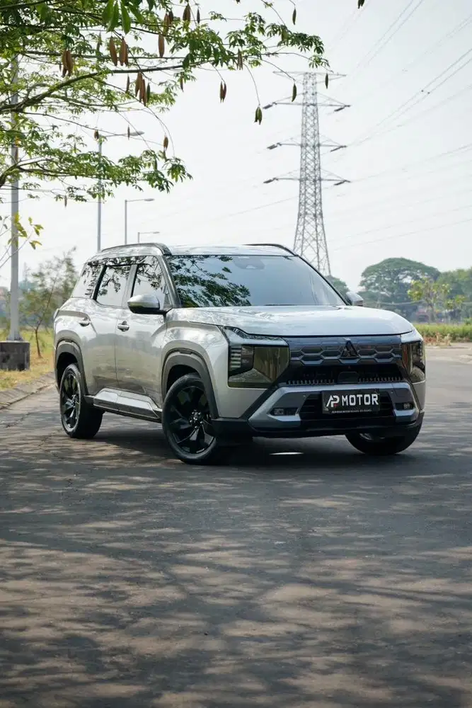 Mitsubishi Destinator Ultimate Premium 2025 Silver ( Very Low KM )