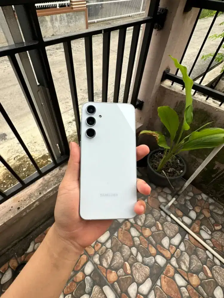 samsung A55 8/256gb