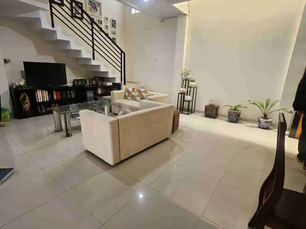 jual Rumah TKI 1 Semi Furnish