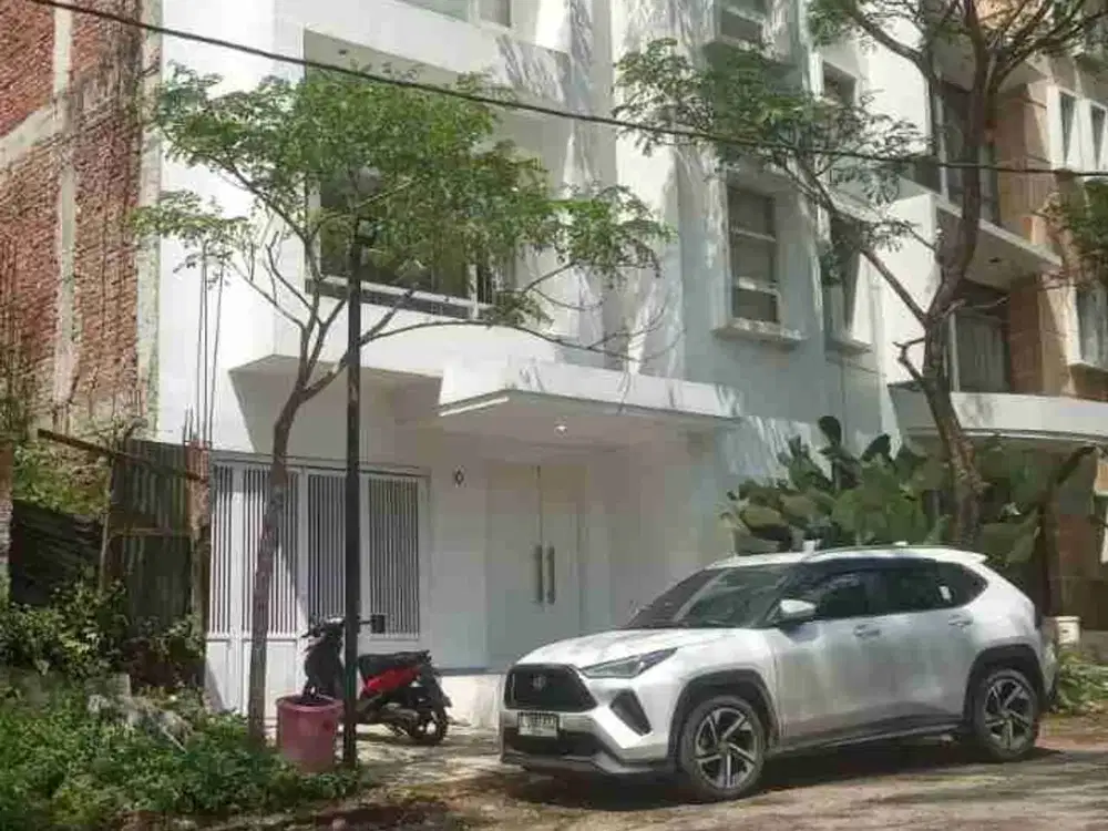 Disewakan Rumah 3 Lantai Area Dago Giri Dago Atas Siap Huni