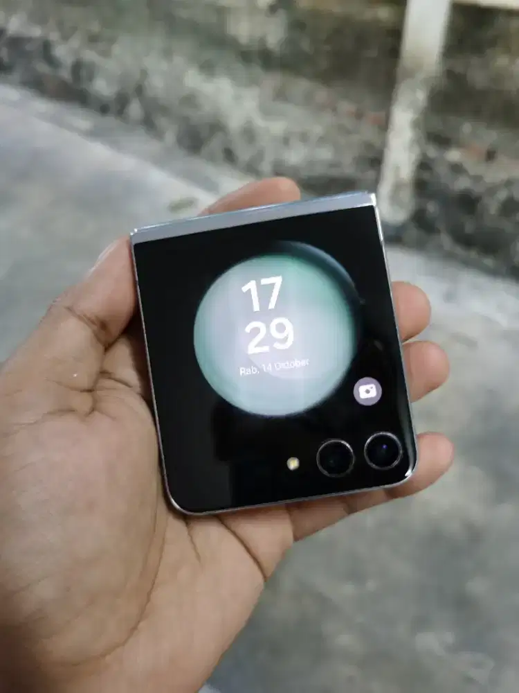 Samsung Z flip 5 8/512
