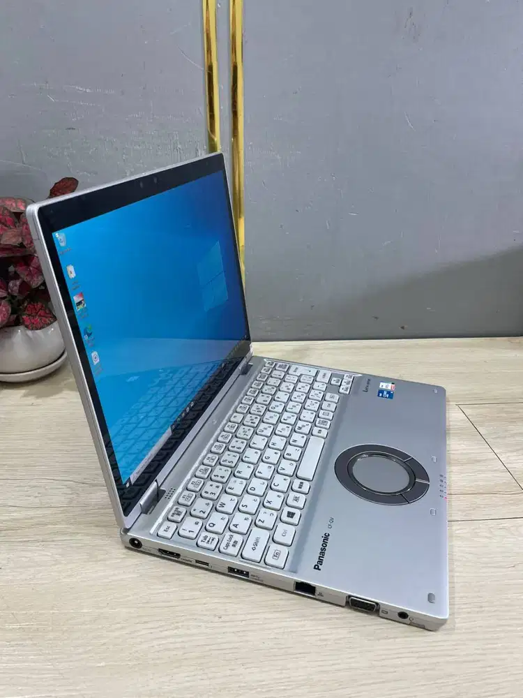 Laptop Panasonic i5 g11 touch 3K 2in1 sekolah kuliah kerja th2021