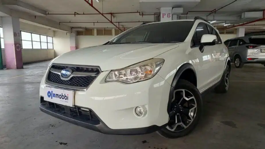 DP 7, JT Subaru XV 201 2.0 Bensin-AT Putih 2014
