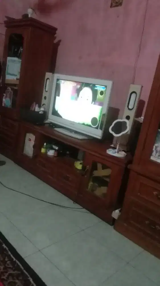 Dijual TV LED Polytron 31 inci