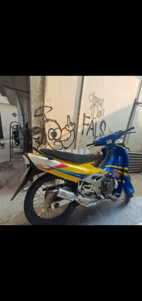 Motor satria Suzuki minat langsung japri aja bos