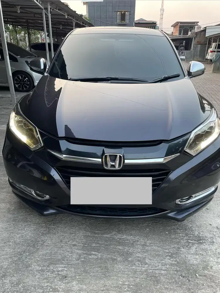 Honda HR-V Prestige 1.8 (2016)