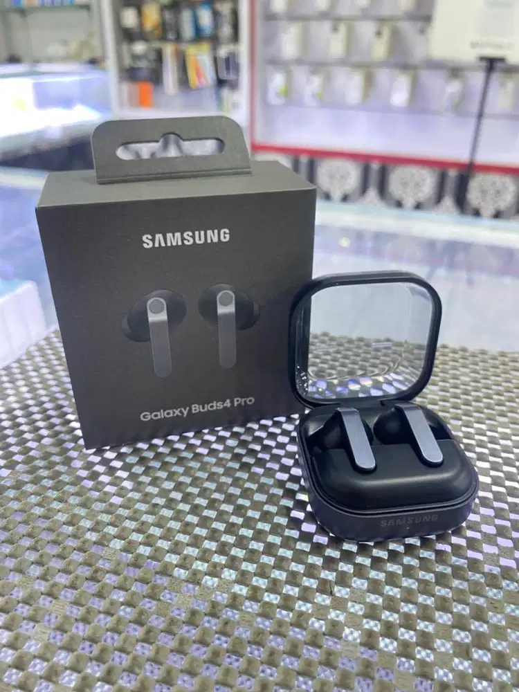 Galaxy Buds 4 Pro Fullset, Garansi Resmi Sein 6 Bulan