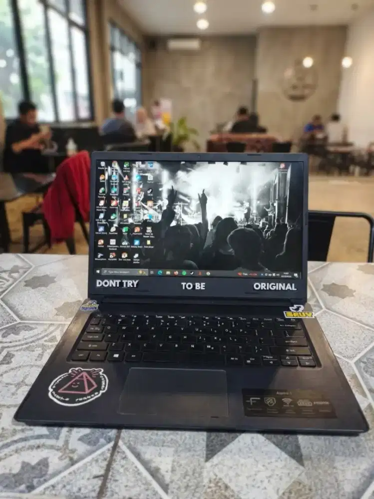Laptop Acer Aspire 3 A314 - AMD Ryzen 3