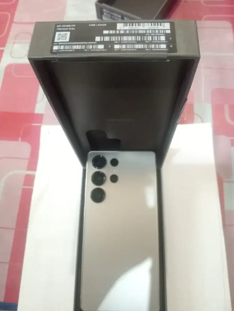 Samsung S25 ultra 12/256gb