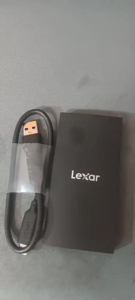 LEXAR PORTABLE SSD SL300