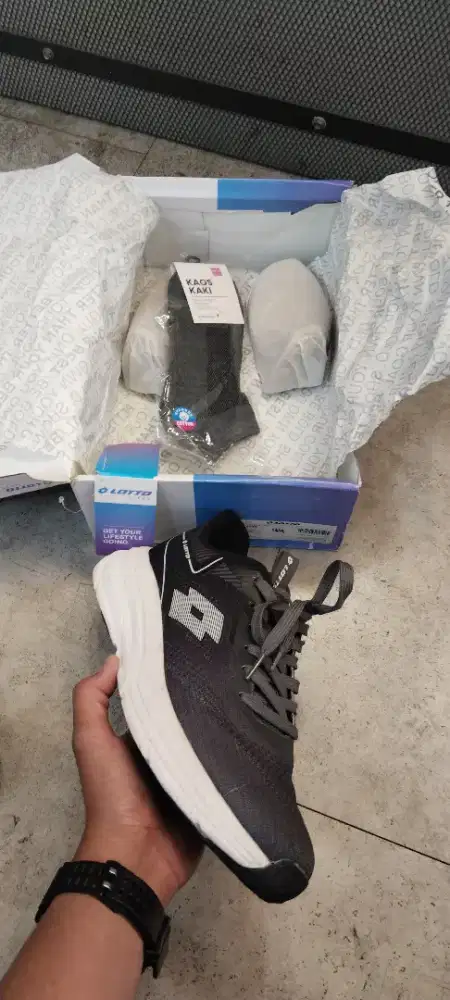 LOTTO Ereste size 44