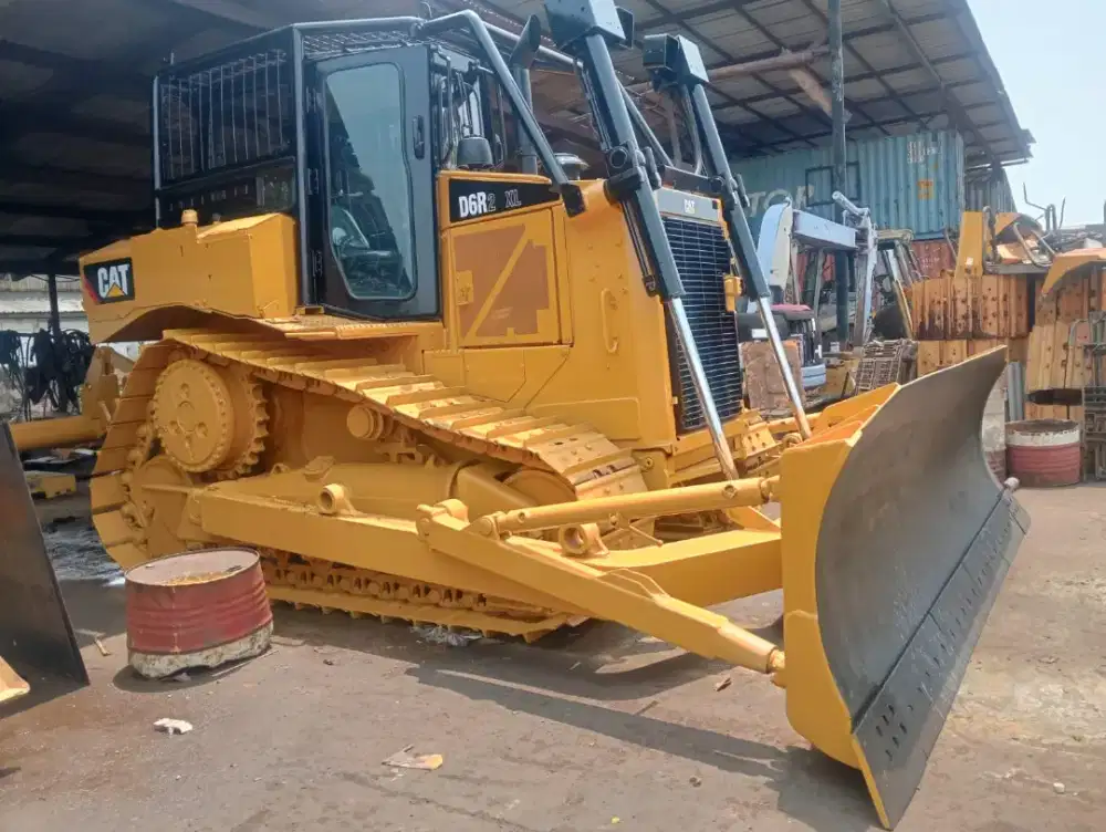 JUAL BULL DOZER 2018 + RIPERT ALAT BERAT CATERPILLAR  D6R2XL