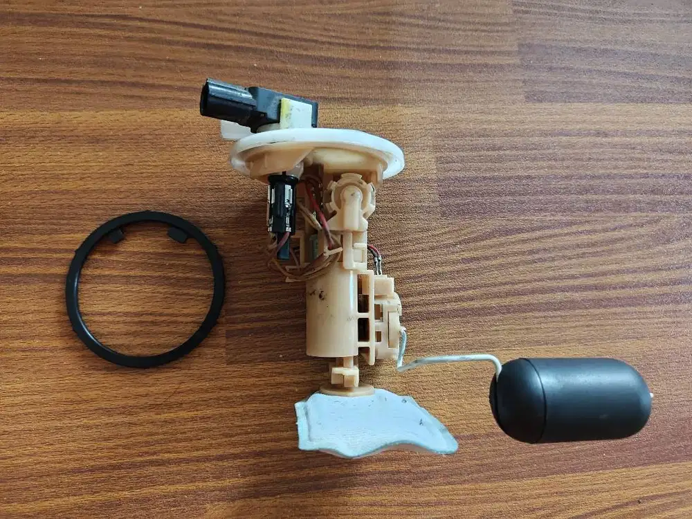BEKAS SECOND FUEL PUMP FREEGO 2019 ORIGINAL