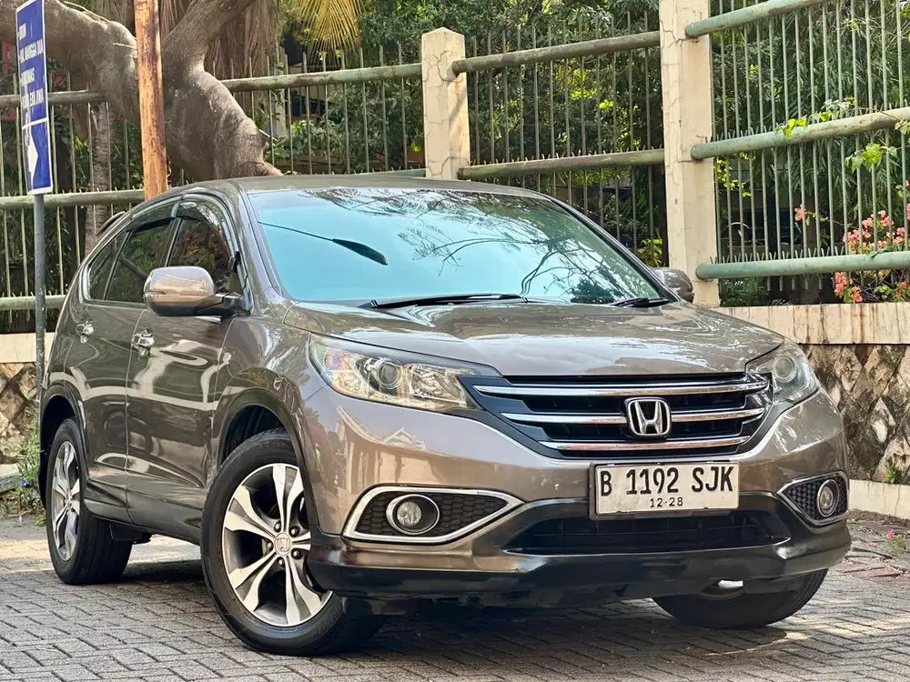 Honda CRV 2.4 Prestige AT 2013 Tangan Pertama 2014