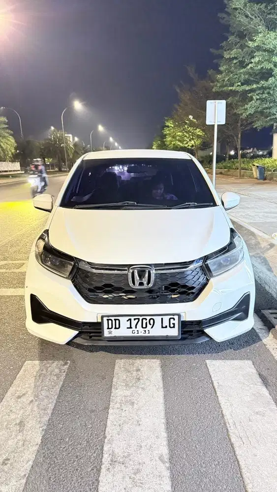 Jual mobil bekas