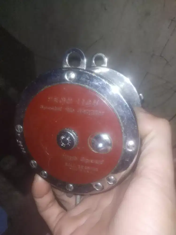 Alat pancing merk penn 113H