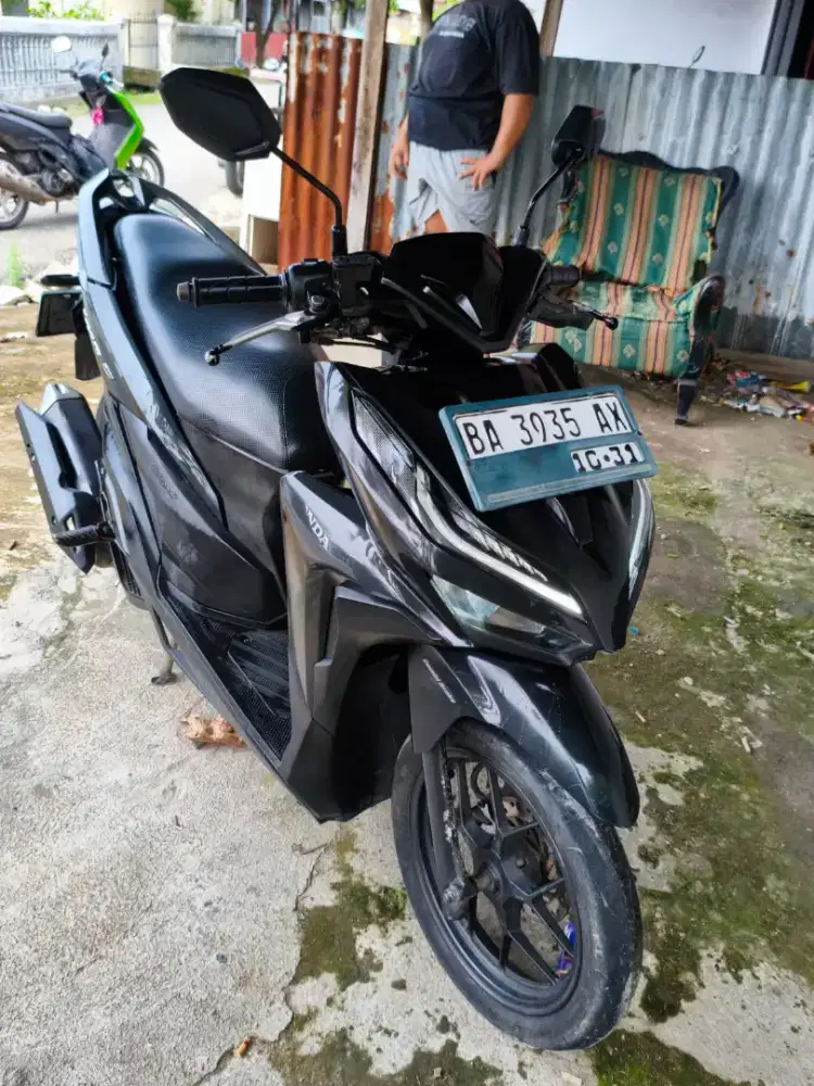 Vario 125 CBS iss