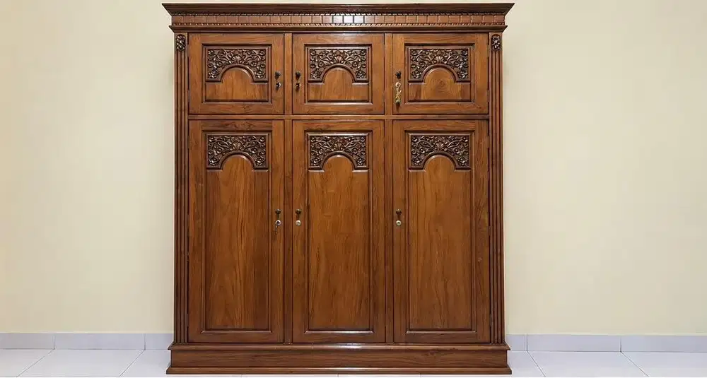 Jual cepat lemari besar jati(asli jati)