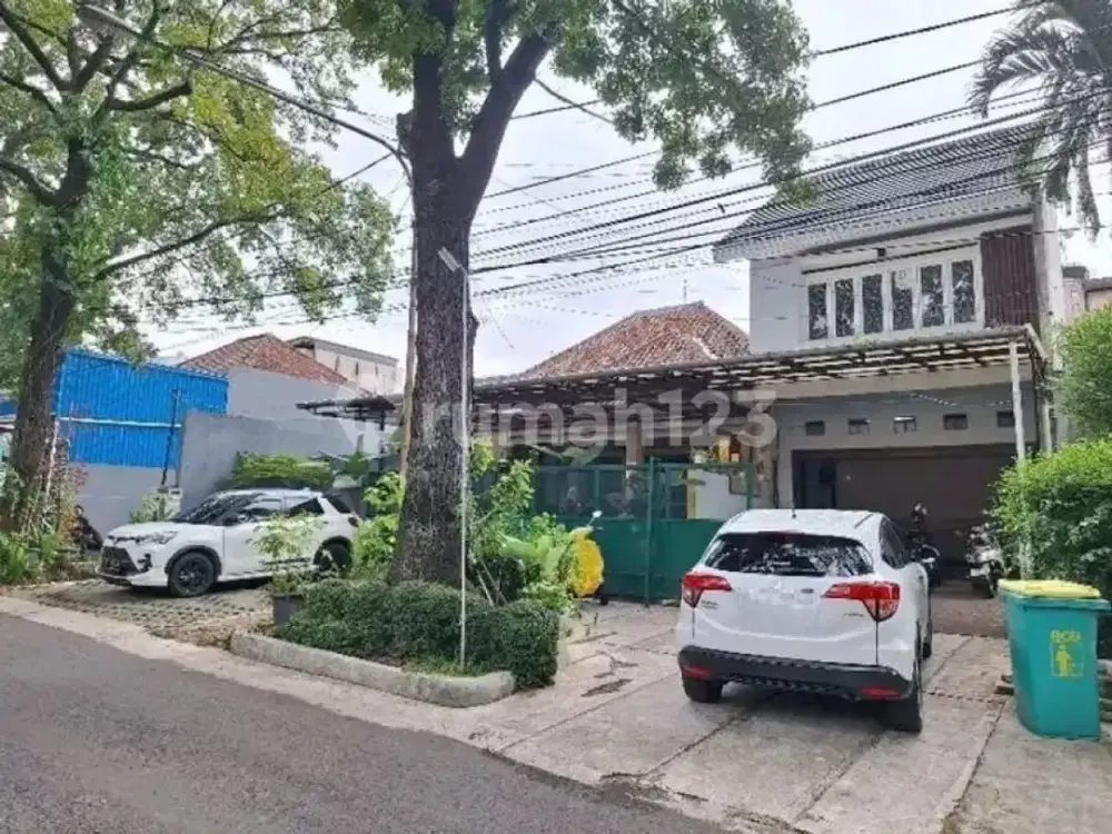 Rumah strategis di sayap dago bandung dekat kampus ITB
