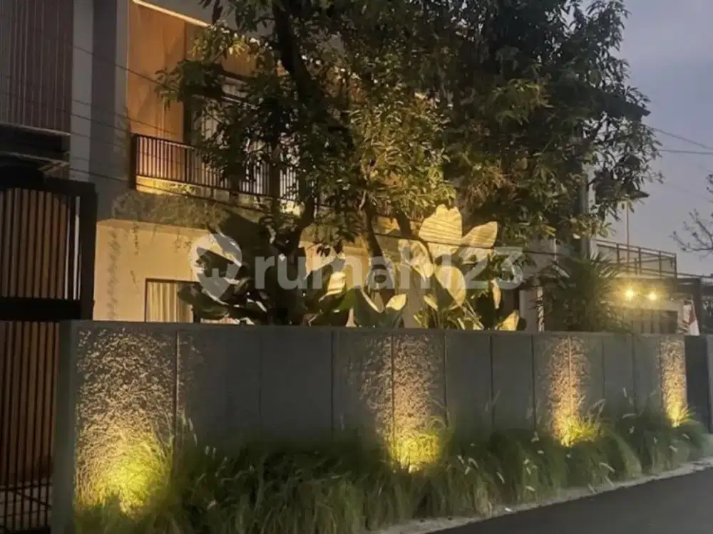 Rumah Mewah di Arcamanik Dekat Antapani Bamdung