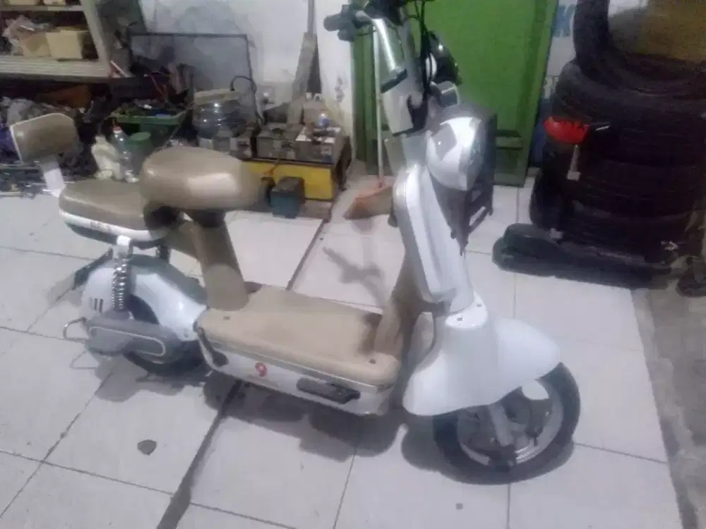 Sepeda listrik 9 nine
