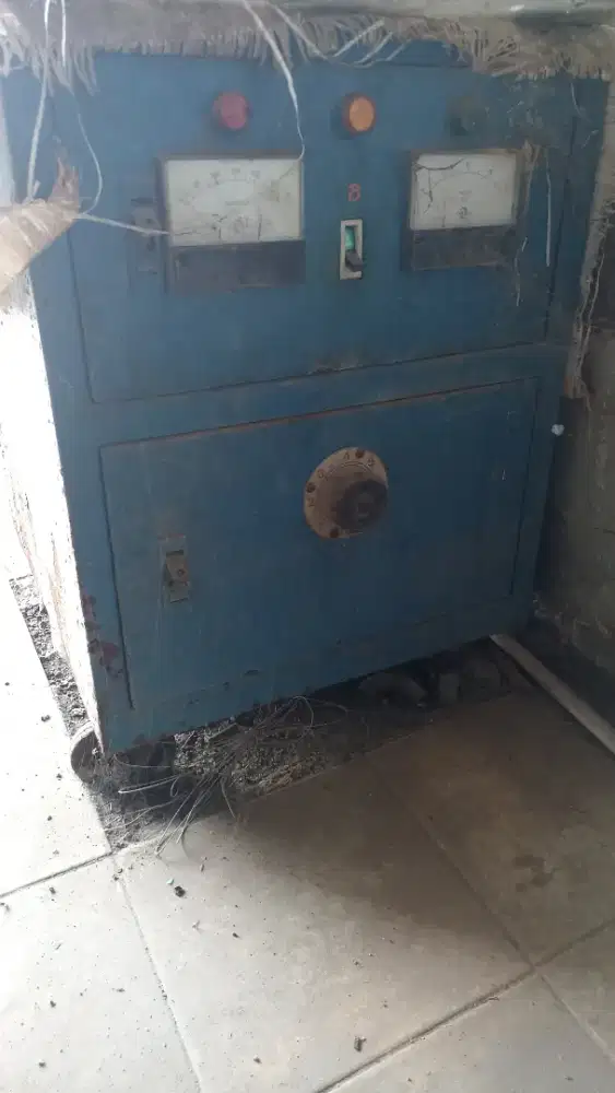 Trafo rectifier 20 volt 600 amper bekas electroplating normal
