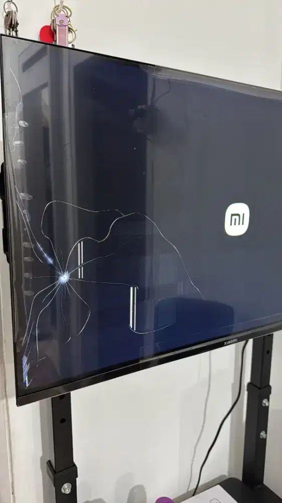 JUAL TV LED XIAOMI SMART 32 INCH LAYAR PECAH