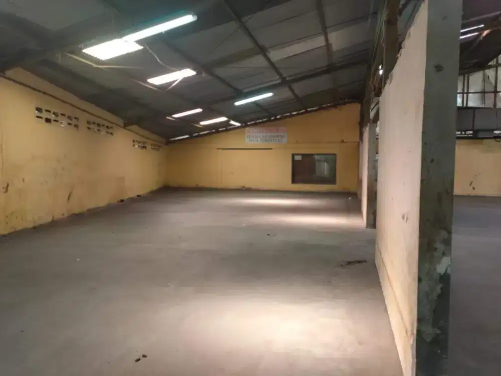 Disewakan gudang 550m2 Jl. raya Rancaekek