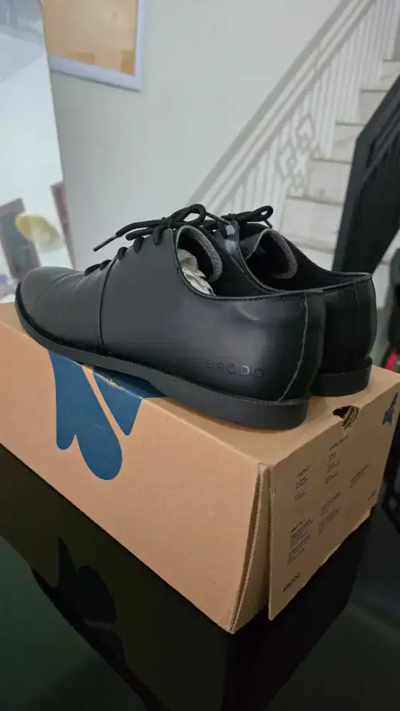 Dijual murah. Sepatu pantofel Brodo size 44