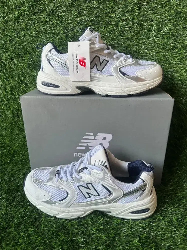 Sepatu serba 250.000