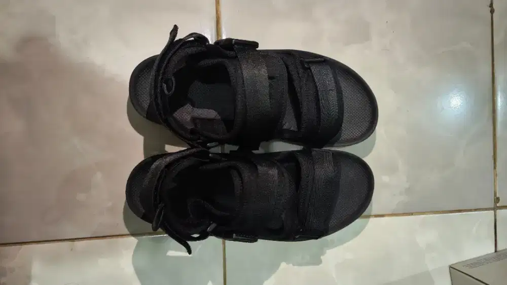 Sepatu Hijack Original