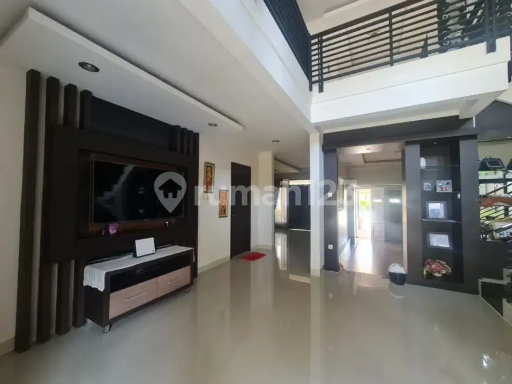 Harga Terjun Bebas! Rumah Hoeck Harga Murah Luasan Besar Di Tatar Favorit Rambut Kasih - Kota Baru Parahyangan