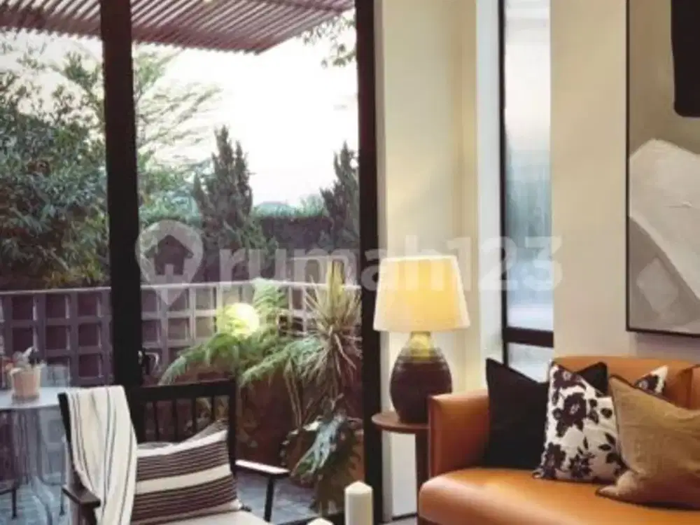 Rumah Modern Kontemporer design full furnished yang cocok dengan gaya hidup Modern jaman now
 Di Kota Baru Parahyangan