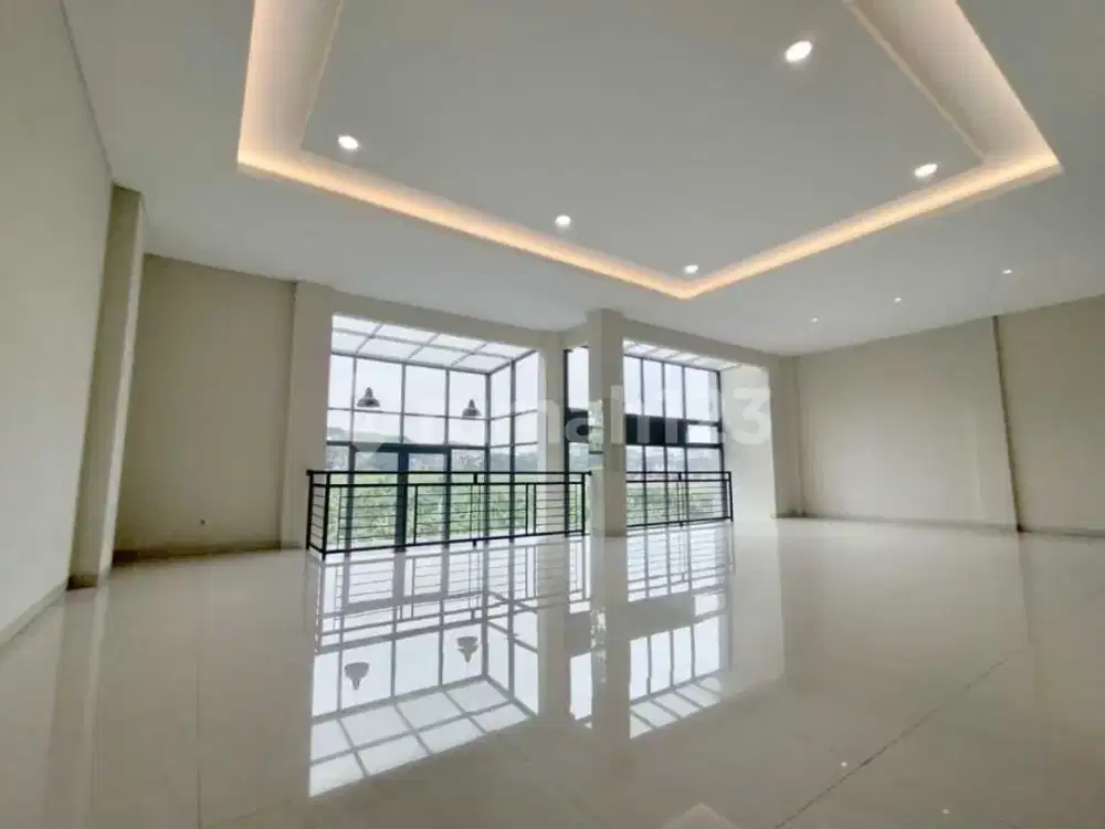 Jarang Ada! Rumah Luxury View Sawah di Kota Baru Parahyangan