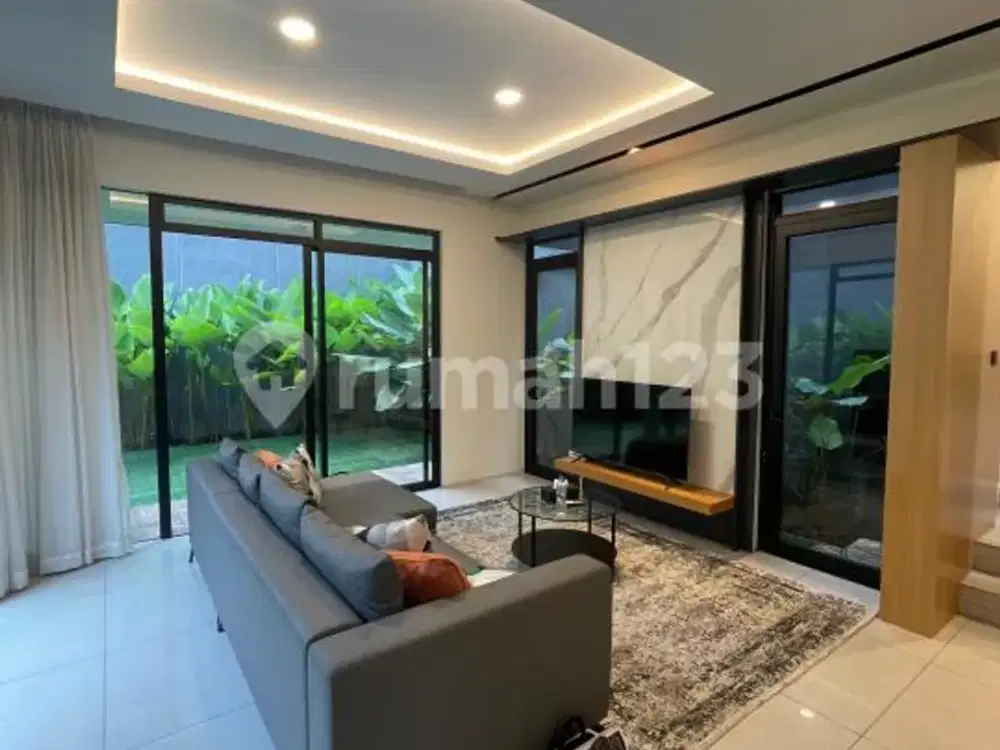 Jarang Ada! Rumah Nayapati Kota Batu Parahyangan - Hadap Timur