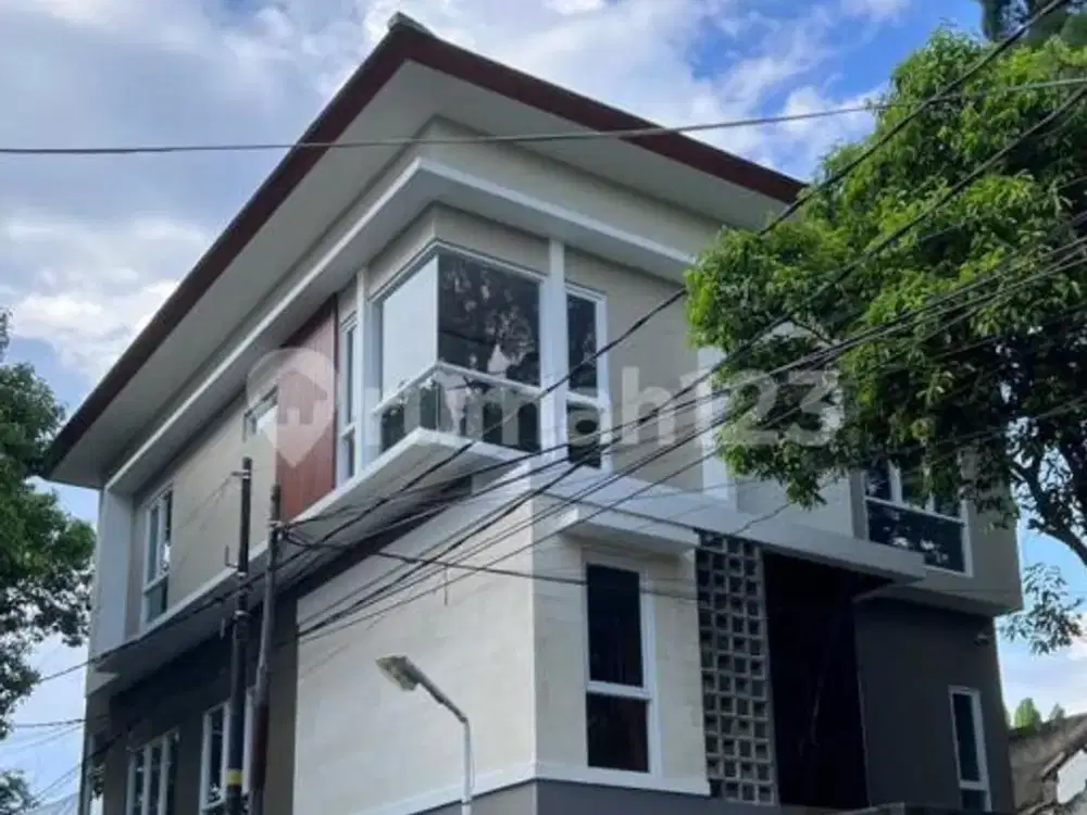 Rumah baru super nyaman siap huni di Cigadung, Bandung