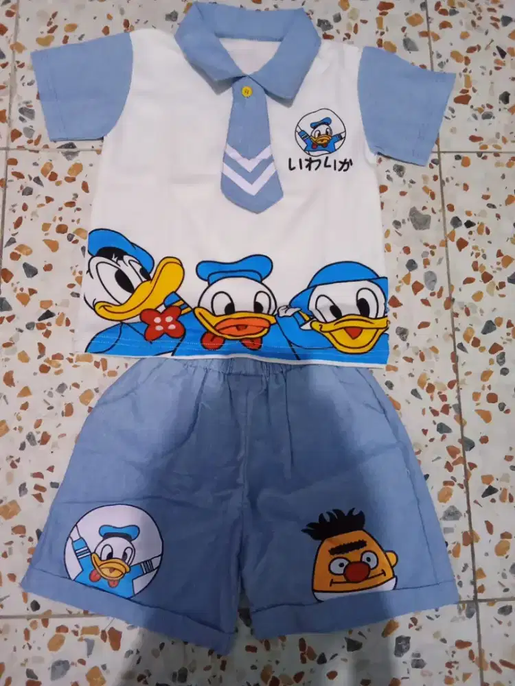 One set anak cowo motif donald duck