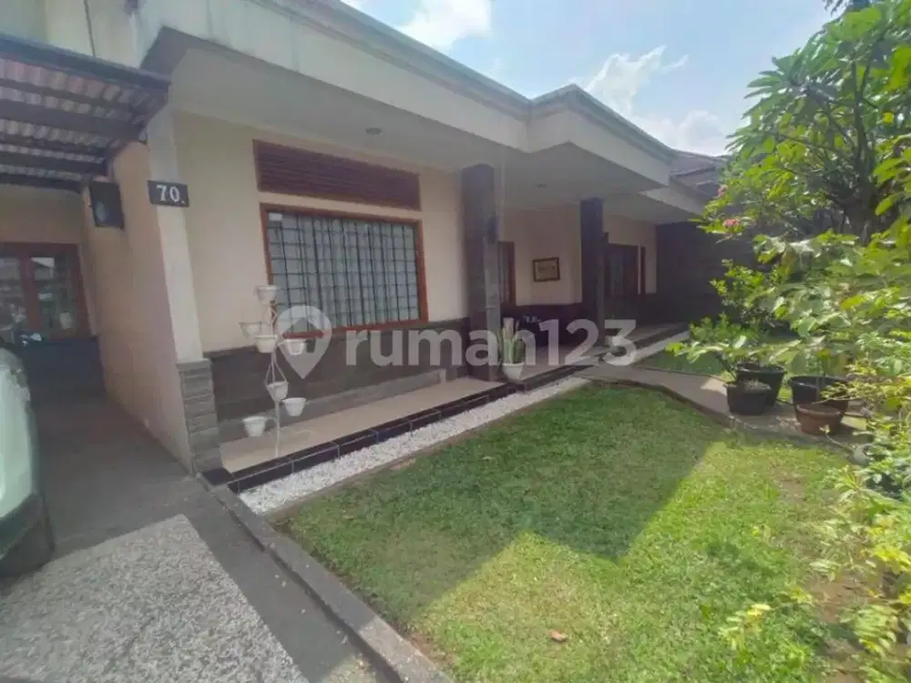 Jual Cepat Harga Di Bawah Appraisal Bank - Rumah Terawat Luasan Besar Dekat Tol Pasirkoja