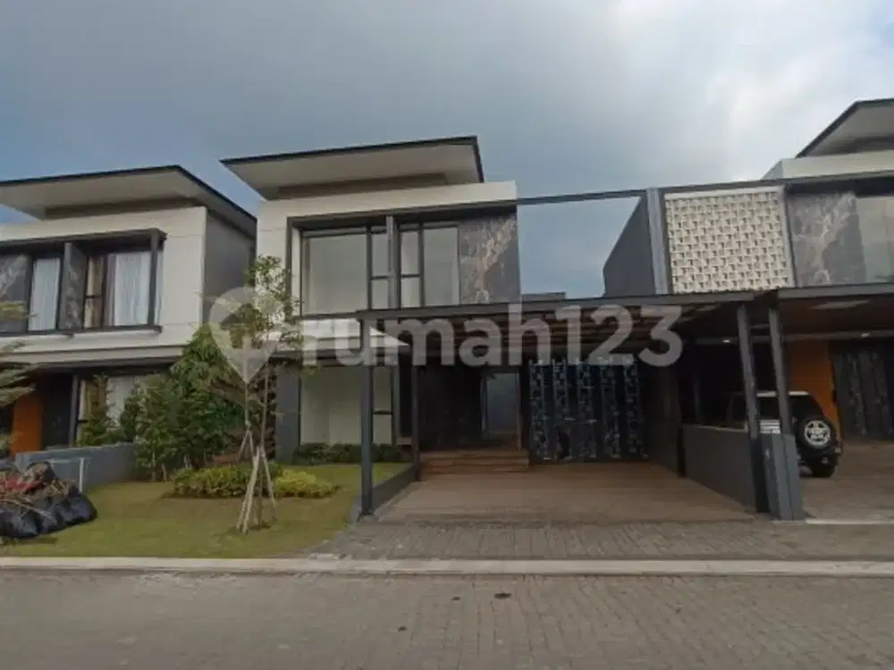 Listing Eksklusif Rumah Mewah Nayapati Kota Baru Parahyangan Cocok Dijadikan Rumah Kantor Ataupun Villa Air Bnb