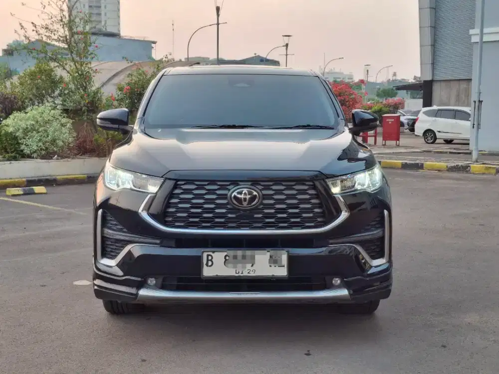 INNOVA ZENIX Q TSS MODELISTA HYBRID KM 18 rb istimewa