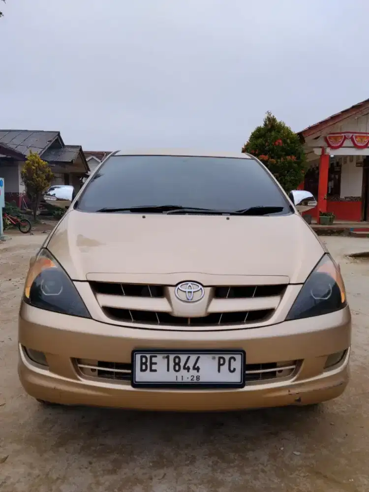 Toyota kijang Innova diesel tipe G tahun 2004