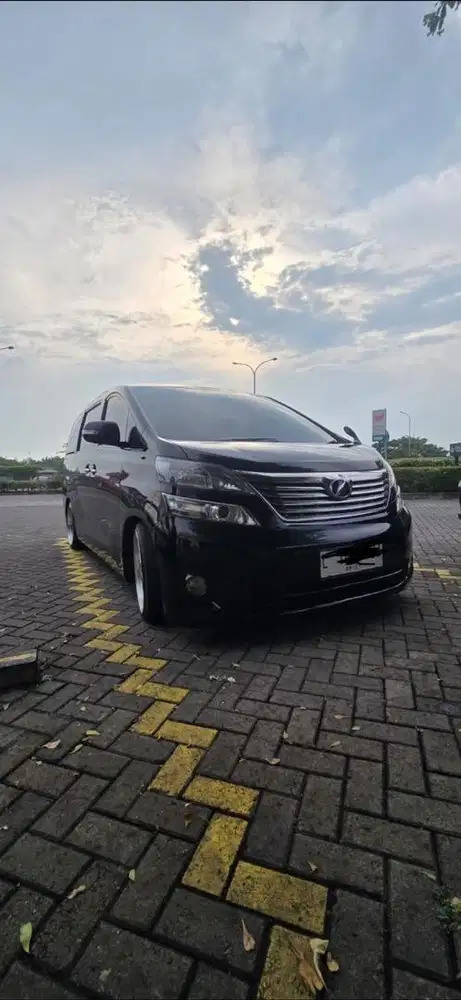 Toyota Vellfire 2010 Bensin