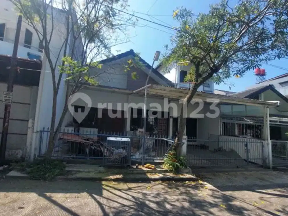 Rumah Kurdi Timur Nyaman dan Aman Tengah Kota
