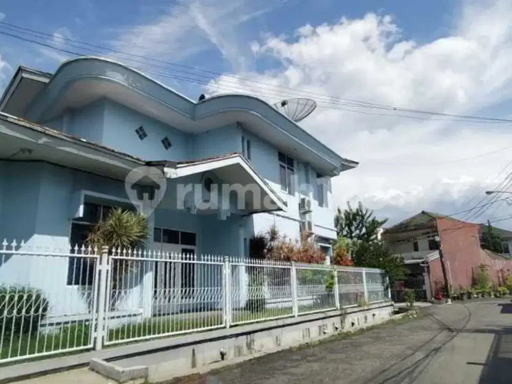 Rumah di Komp Kurdi Full Furnished Dibawah NJOP