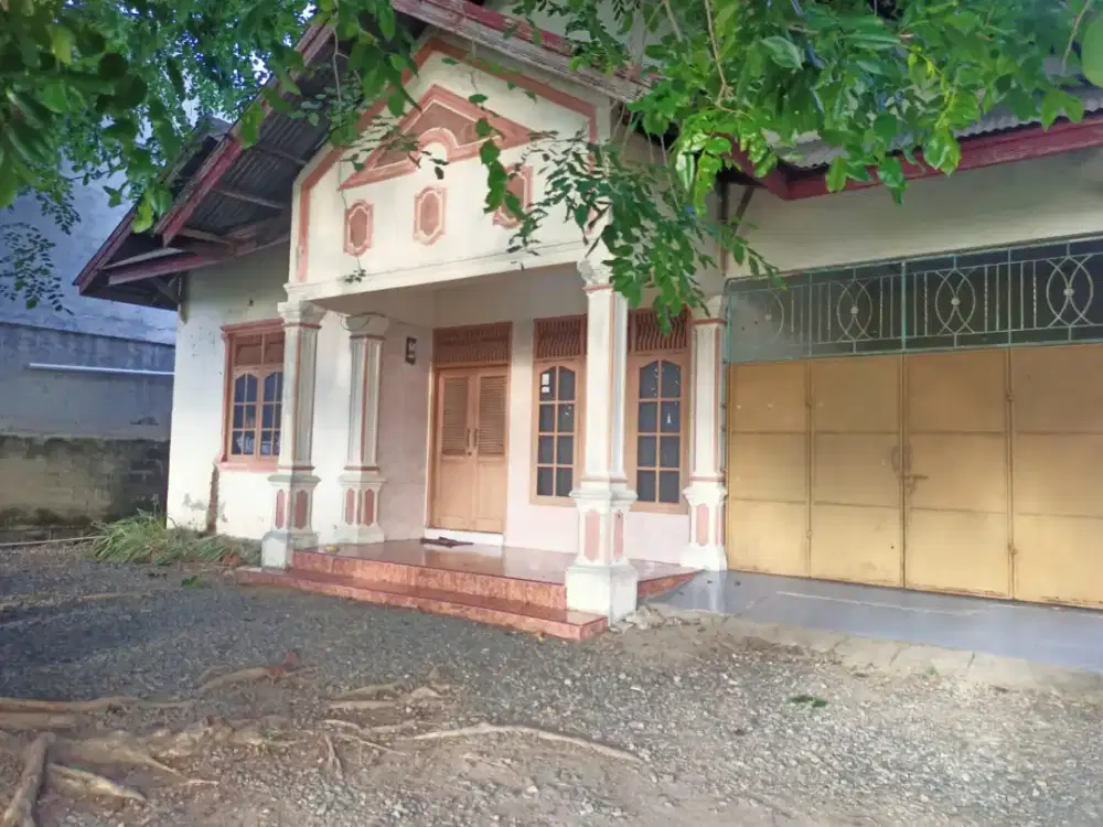 Disewakan rumah 4 kamar, Di Kp. Ateuk Jawo, Banda Aceh