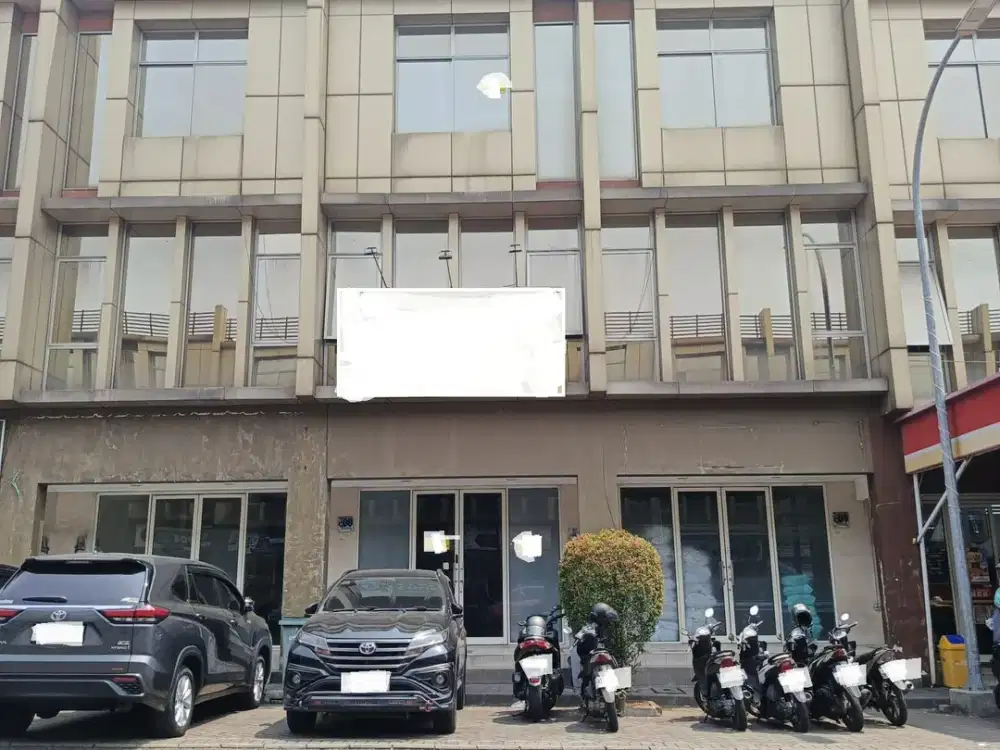 Ruko Bagus 3 Lt Siap Pakai di Green Village Cipondoh Tangerang