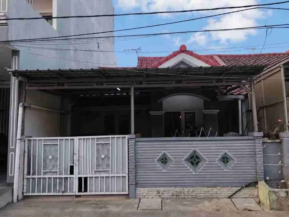 Dijual rumah di Bulevar Hijau, Kota Harapan Indah Bekasi Barat