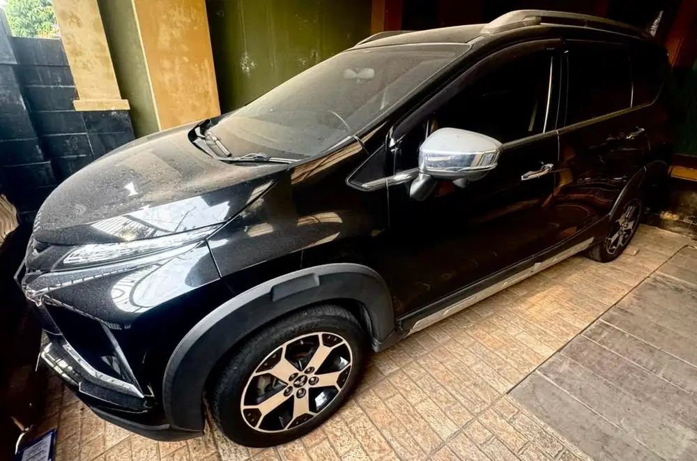 Mitsubishi Xpander Cross 1.5L Plus 4x2 A/T