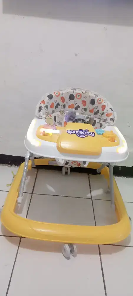 Baby Walker Space Baby