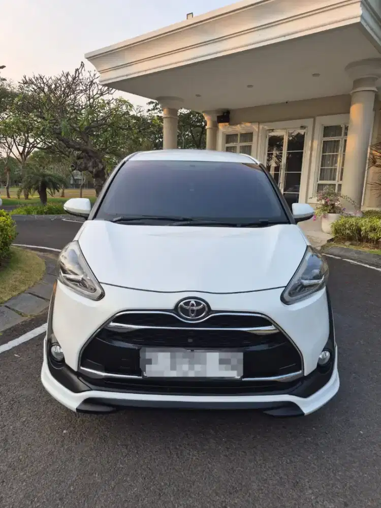 Toyota Sienta Q Matic 2017